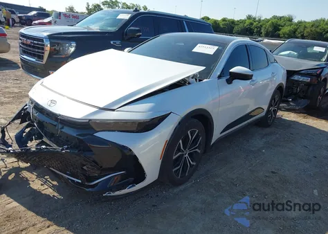 2023 Toyota Crown Xle/Limited from USA, damaged, VIN JTDAAAAF2P3006174